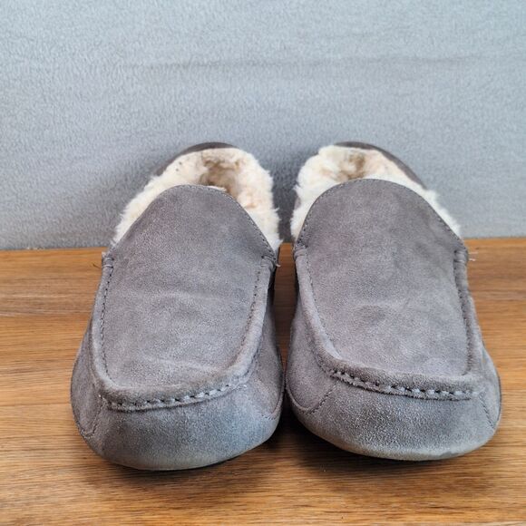 UGG Ascot Men\'s 10 Moccasin Slippers Gray Suede Shearling Lined Slip-On main image 5